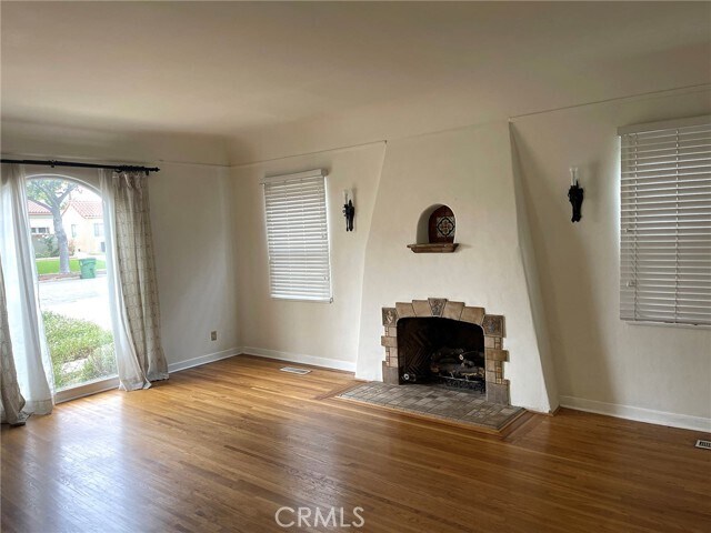 Foto del edificio - 1144 S Monterey St