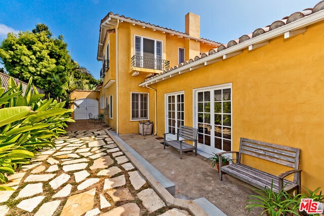 Building Photo - 214 S Medio Dr