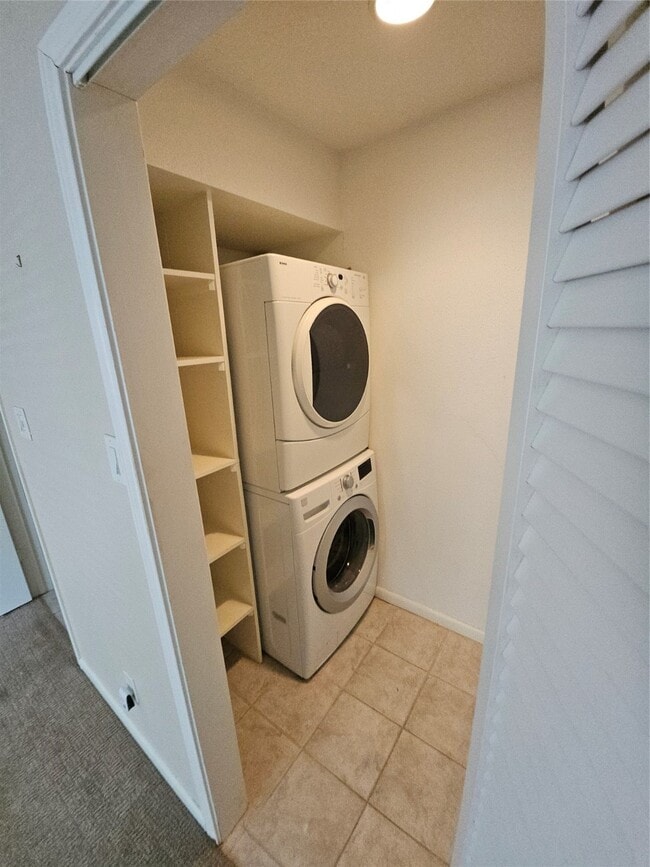 Foto del edificio - 2350 Bering Dr