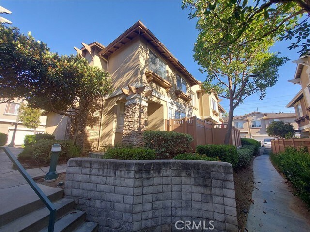 Foto del edificio - 17811 Cottonwood Ct