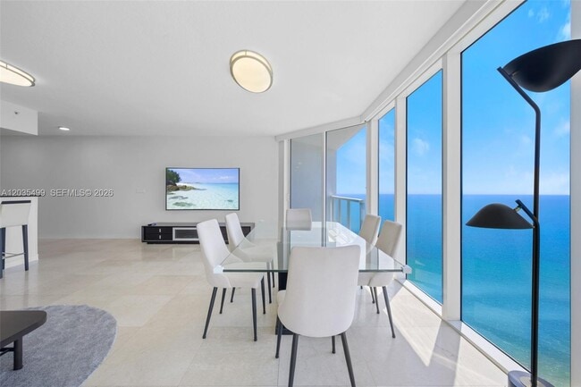 Building Photo - 16699 Collins Ave