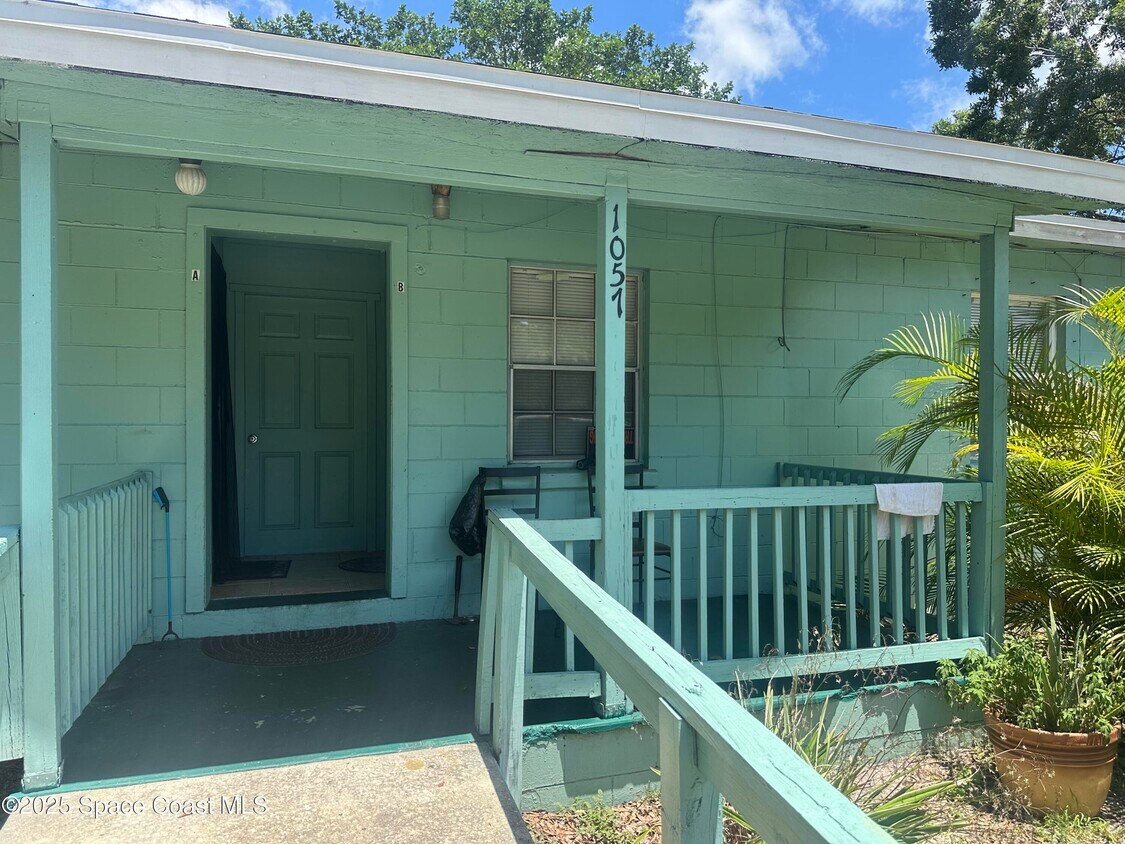 Foto principal - 1057 S Deleon Ave