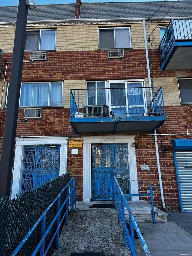 Primary Photo - 120-20 97th Ave