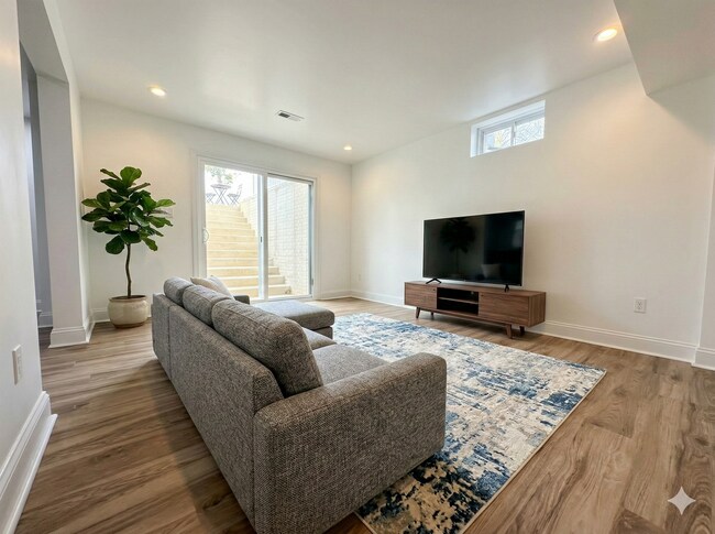 Foto del edificio - 10402 Laurel Ridge Way