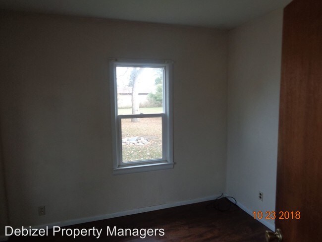 Foto del edificio - 2 br, 1 bath House - 1331 Lake Elmo Road