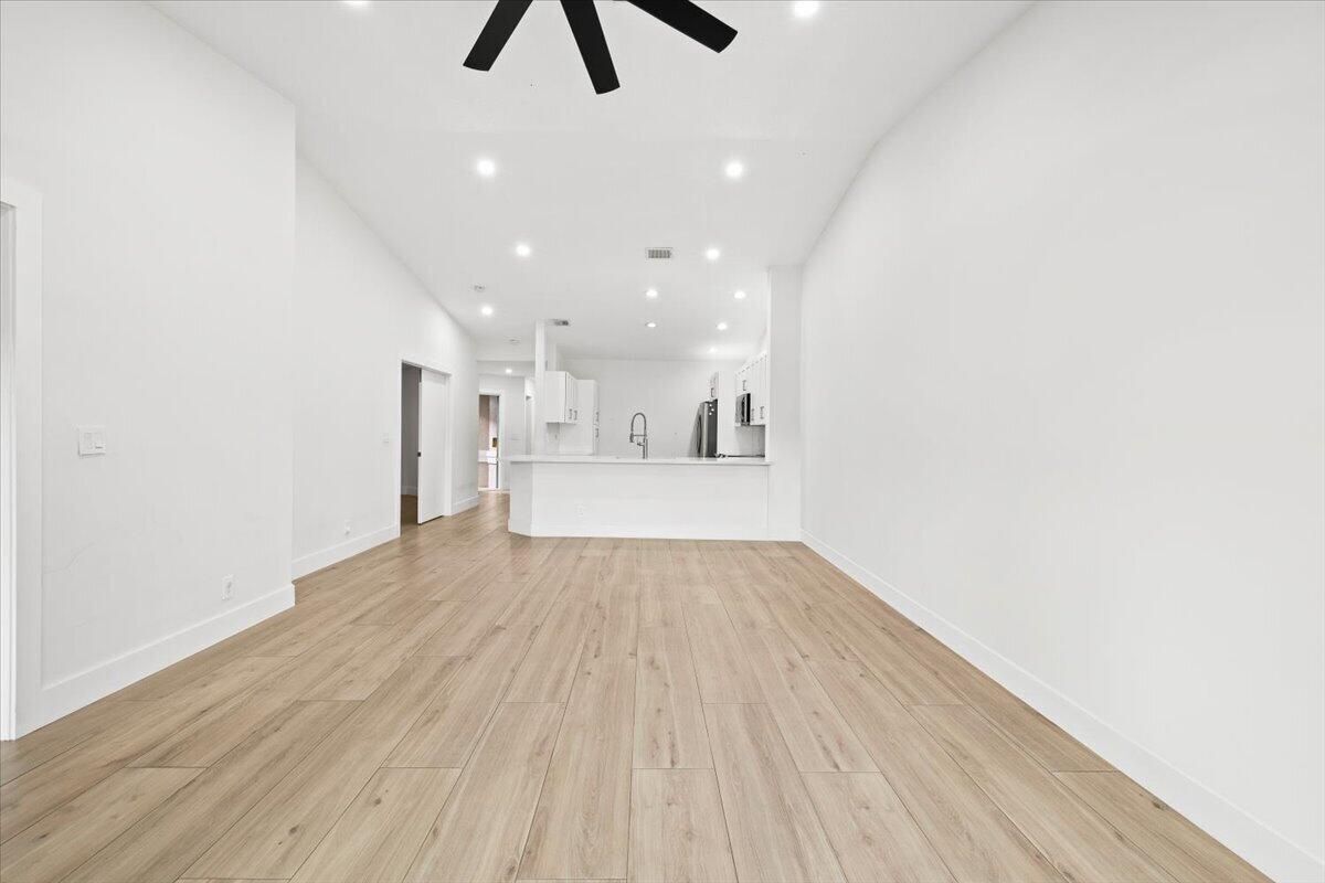 Foto del edificio - 10352 Mateo Ct