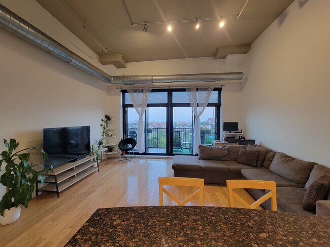 Foto del edificio - 1524 S Sangamon St