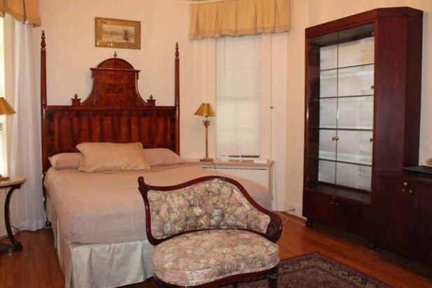 Guest Bedroom - 85-14 108th St