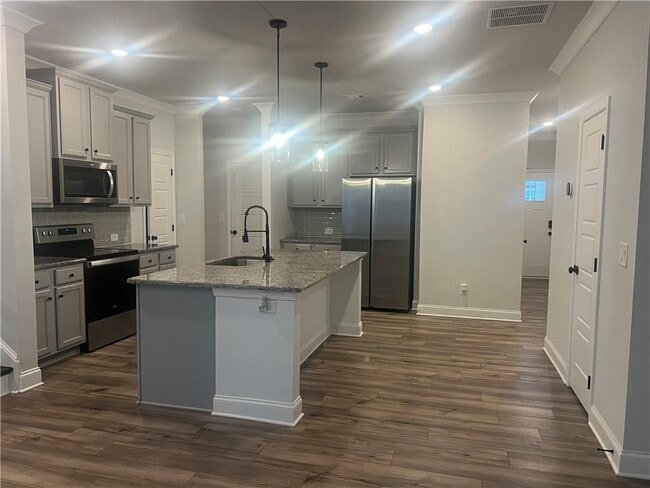 Foto del edificio - 4561 Cypress Pk Dr