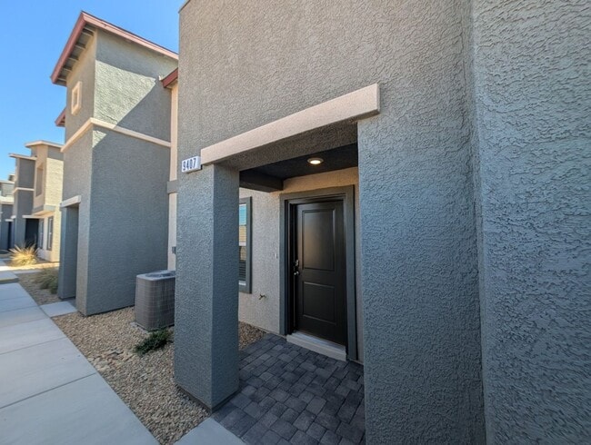 Building Photo - 9407 Verdon Mesa St