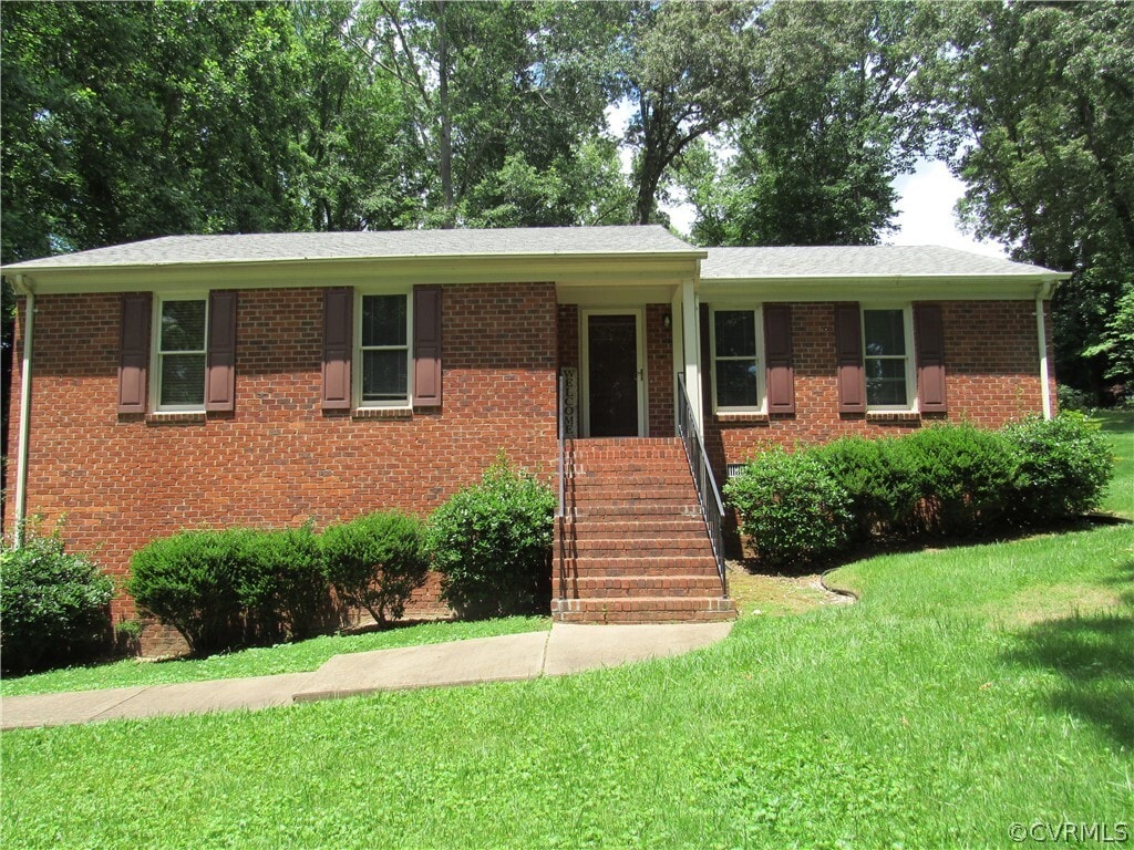 Primary Photo - 8506 Lyndale Dr