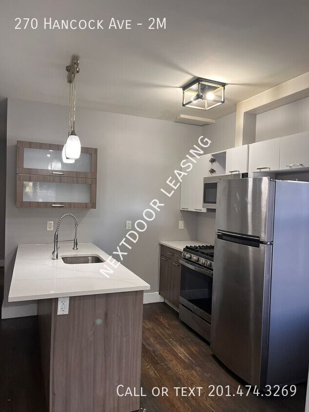 Foto principal - 270 Hancock Ave