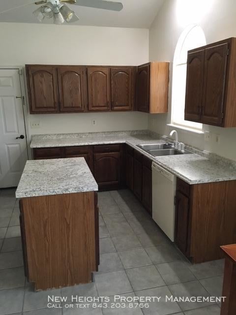 Building Photo - 107 Blenheim Ct