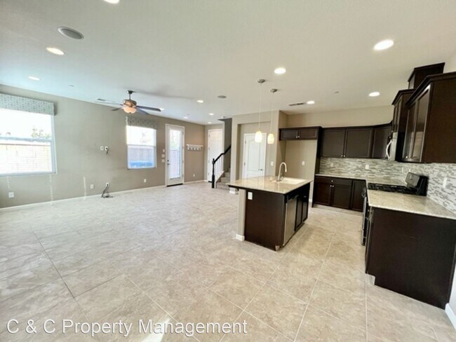 Building Photo - 2 br, 2.5 bath House - 2073 E Christensen Dr.