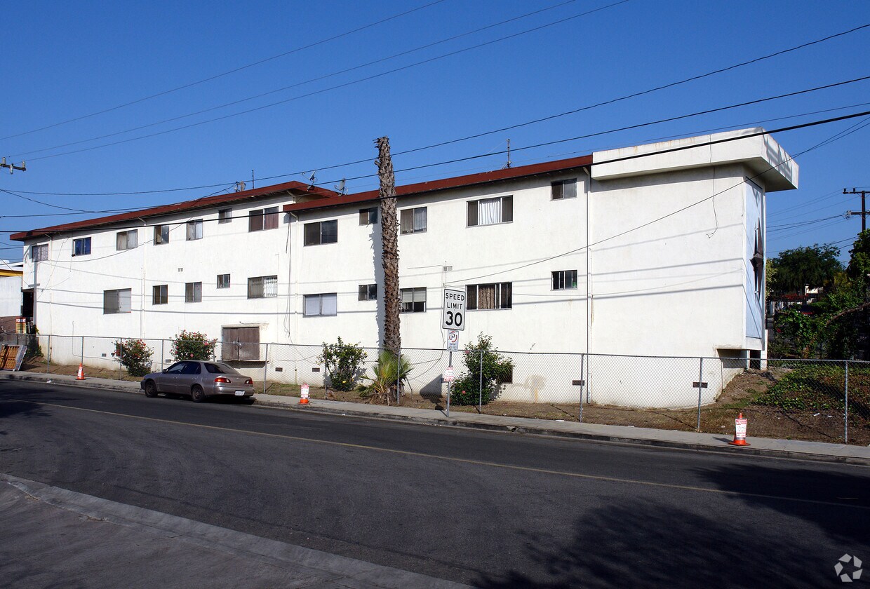 Building Photo - West Building