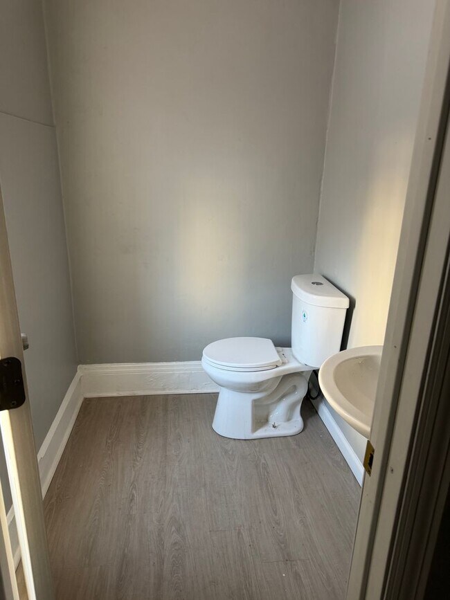 Foto del edificio - 317 York St