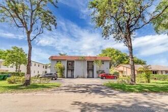 Building Photo - 10131 NW 35th St