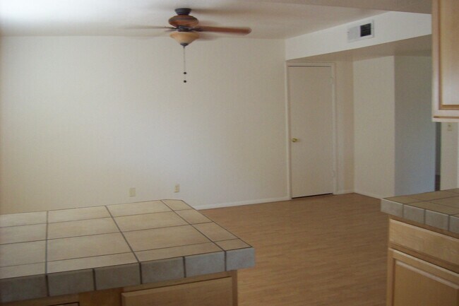Building Photo - 6037 W Zoe Ella Way