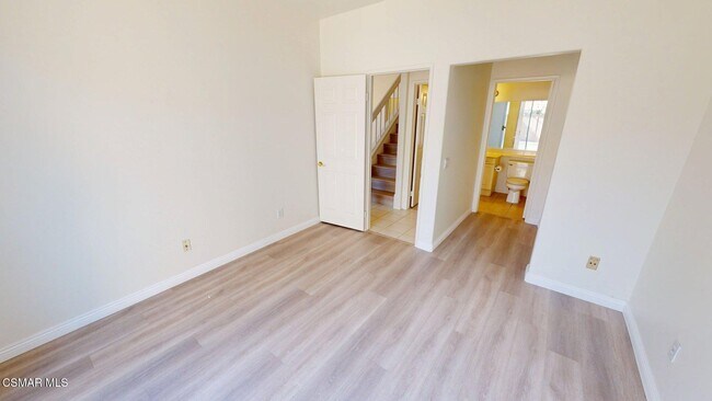 Building Photo - 4862 Martona Dr