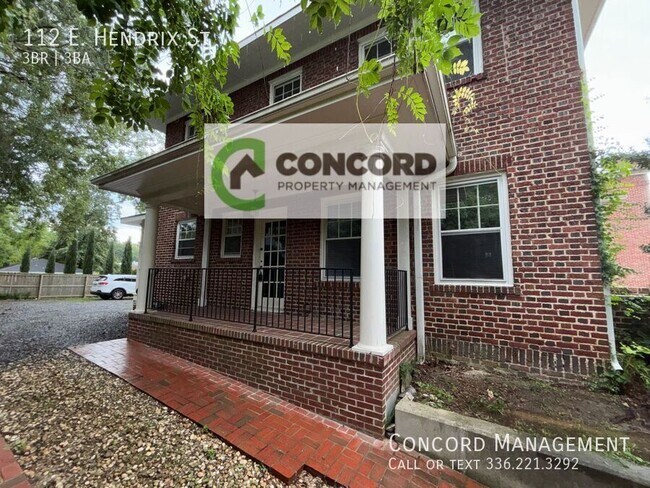 Building Photo - 112 E Hendrix St