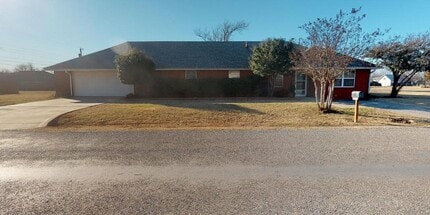 Building Photo - 321 H St