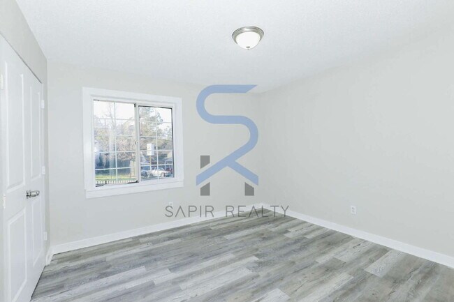 Foto del edificio - Limited-Time Move-In Promotion! Move in on or before April 30 and receive your choice of incentiv...
