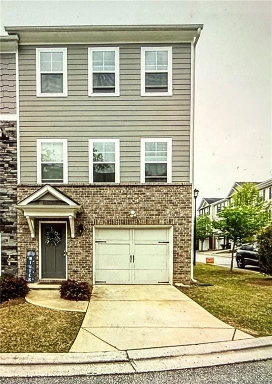 Building Photo - 900 Society Cir