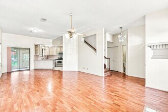 Building Photo - 4422 Egret Dr