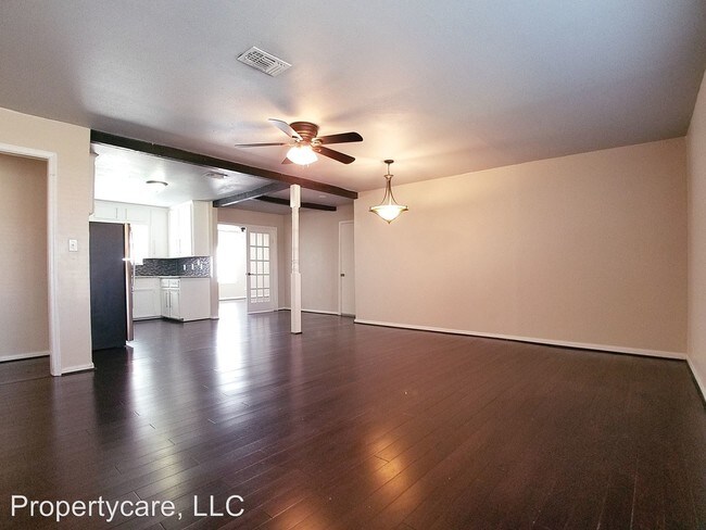 Building Photo - 4 br, 2 bath House - 13222 Emporia St.