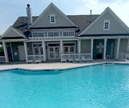 Building Photo - 2898 Falling Waters Dr