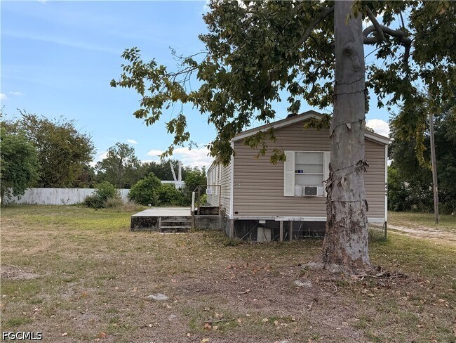 Building Photo - 8409 Grady Dr