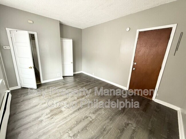 Building Photo - 229 Ridley Ave