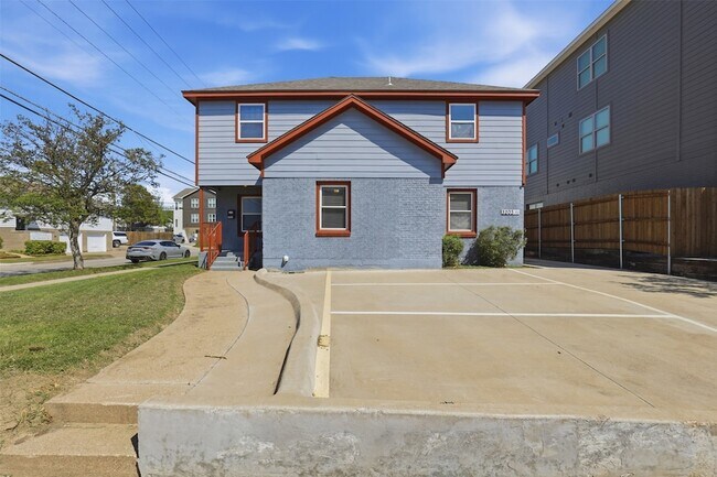 Foto del edificio - 3201 McCart Ave