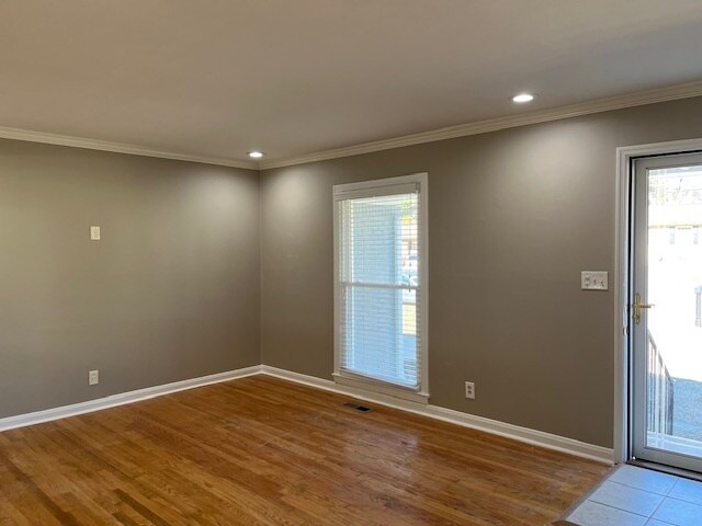 Foto del edificio - 2014 Haynes Ave NE