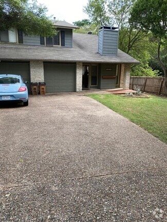 Building Photo - 7003 Winedale Dr