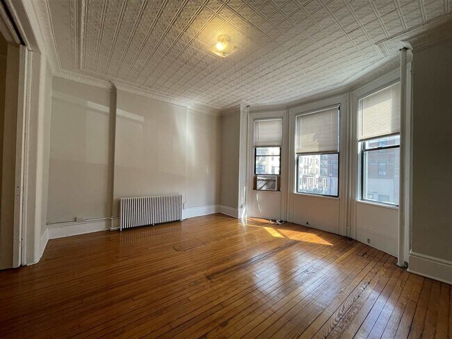 Foto del edificio - 1124 Washington St