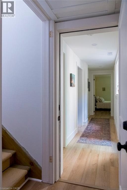 Building Photo - 64 Undermount Ave