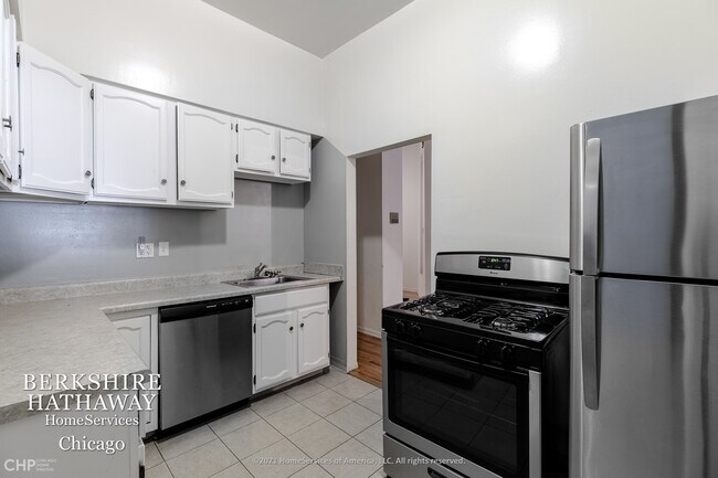 Foto del edificio - 2235 N Halsted Street