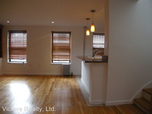 Foto del edificio - 359 E 19th St