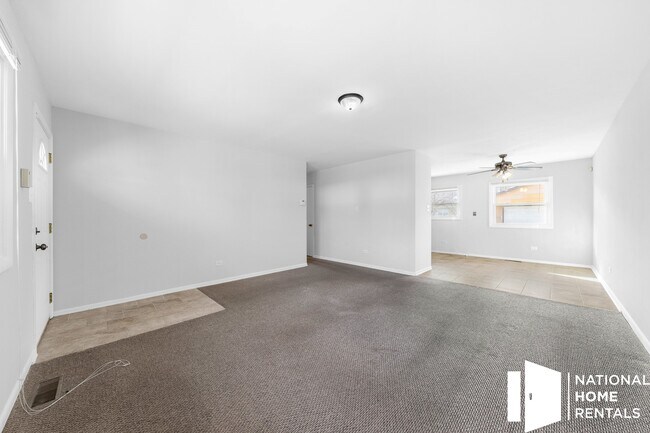 Foto del edificio - 716 Blackhawk Dr