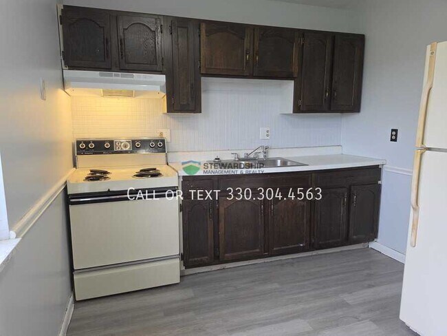 Building Photo - 519 Taff Cir