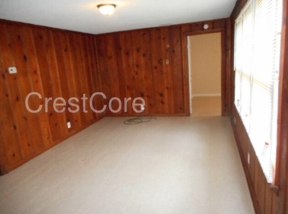 Building Photo - 1631 Ontario Ave