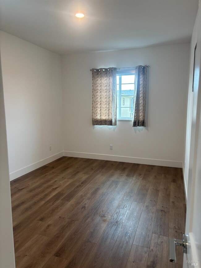 Foto del edificio - 1468 Oak Cir