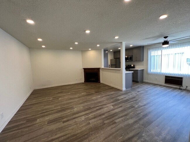 Foto del edificio - 3546 Hughes Ave