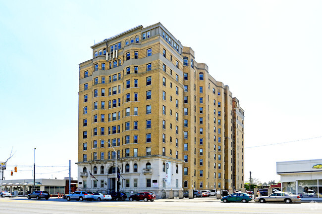 Pasadena Apartments Detroit Michigan