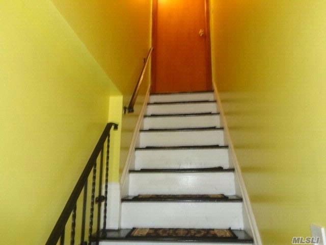 Foto del edificio - 666 Dorothea Ln