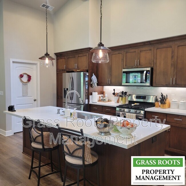 Foto del edificio - 15250 Sky Pines Rd