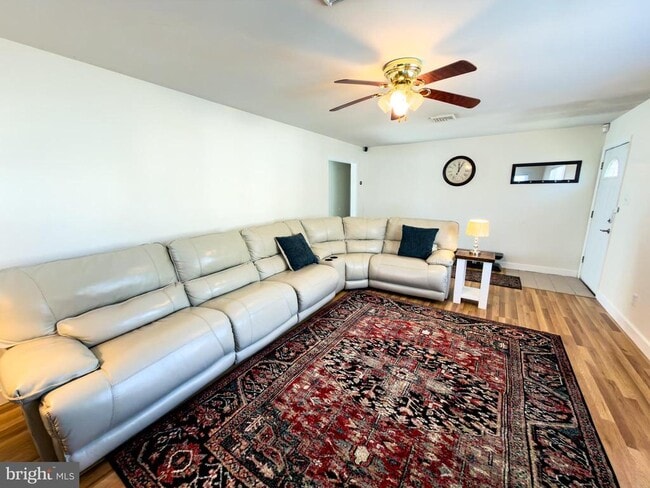 Building Photo - 307 Pemberton Blvd