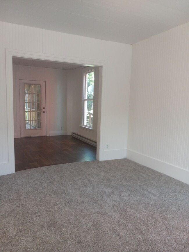 Building Photo - 118 S 2nd St