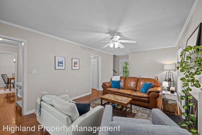 Building Photo - 3 br, 2.5 bath House - 3301 Long Ridge Rd.